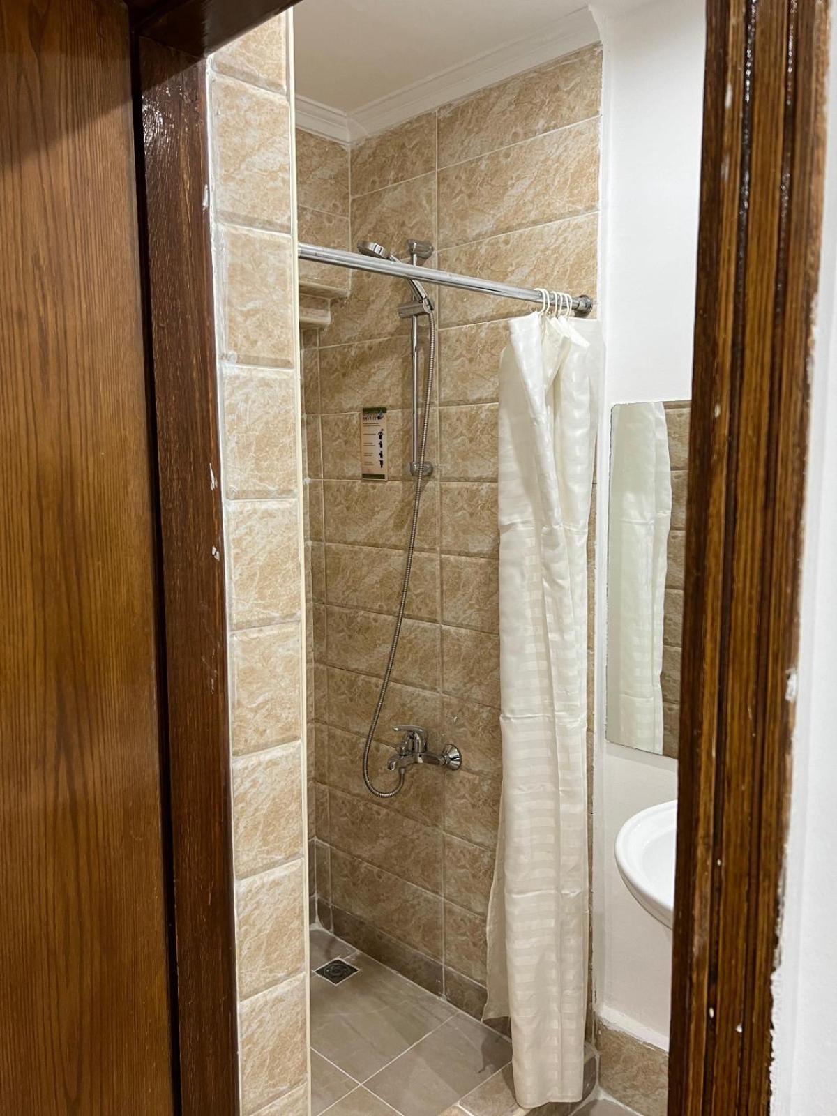 Lilly Rooms And Studio Hurghada Ngoại thất bức ảnh